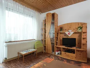 Tranquil Holiday Home in Unterwürschnitz Saxony with Terrace - Image 4
