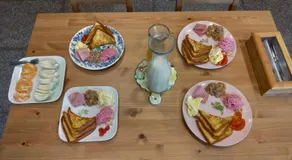 Find Alice Homestays - Image 2