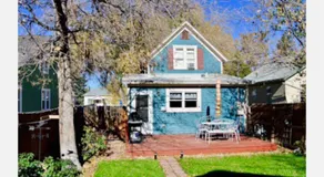 The Blue Bungalow - Image 4