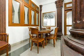 RedDoorz Syariah @ Taman Menteng Bintaro - Image 4