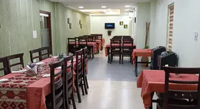 Club 99 Suites - Image 4