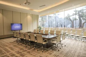 Taihu Longemont Diamond Hotel - Image 4