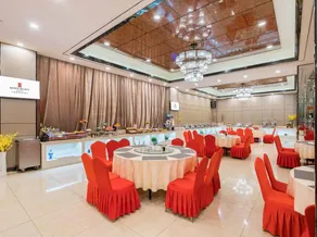 Rezen Select Hotel Quanjin Taiyuan - Image 4