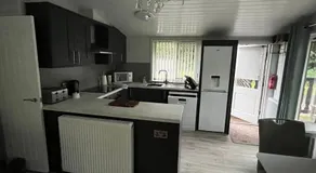 No 4 Dane Park - Image 4