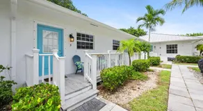 Seahorse Beach Bungalows - Image 3