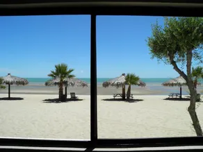 #36 Bungalow Seaside Hotel & Victors RV Park - Image 4