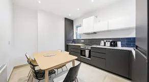 3 Bedroom Home in South London - Image 4