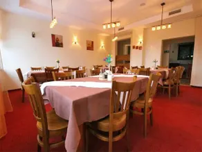 Ski Hotel - Image 4