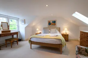 The Admirals House - Central Bath & Free Parking - Image 2