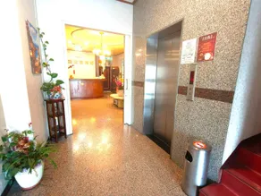 Royal Business Hotel - Image 3