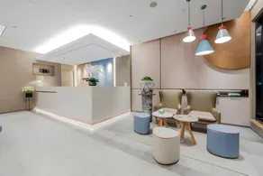 Home Inn Neo Zhuhai Gongbei Port Light Rail Terminal - Image 2