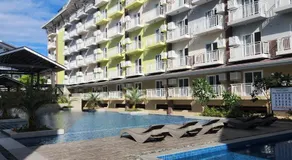 Condo Azur Suites A326 Amani Resorts Residences , 5 minutes Airport, Netflix, Stylish, Cozy with Luxurious Swimming Pool - Image 4