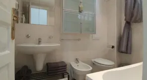 Sea Apartment - Image 2