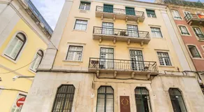 Chagas 17 by Central Hill Apartments - Image 5
