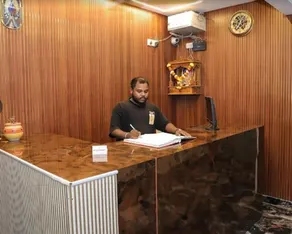 Hotel Ratna Residency - Image 3