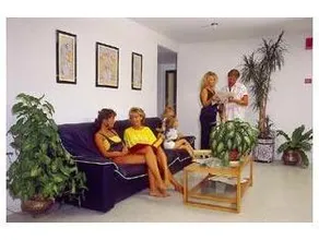 Flacalco Hotel & Apartments - Image 3