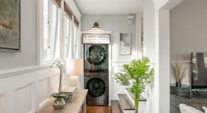 Historic Home with King Bed - Image 5