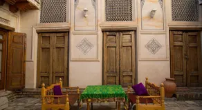Emir - Image 2