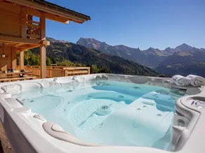 Chalet Serbijanka Alpine Retreat with Hammam Sauna and Jacuzzi for 14 Gueststs - Image 4
