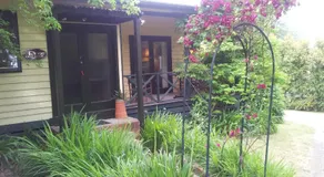 Leafield Cottages - Image 2