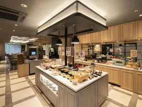 Super Hotel Premier Tokyo Station Yaesu-Chuoguchi - Image 4