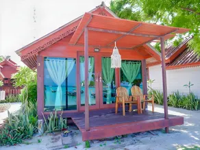 Lipe Power Beach Resort - Image 5