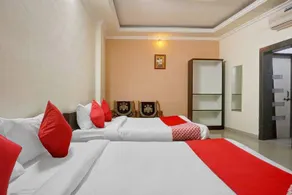 OYO 39728 Hotel Surya - Image 2