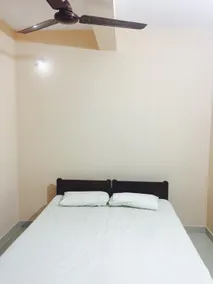 Mega Tourist Home Palarivattom - Image 2