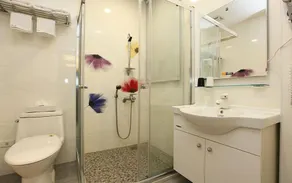 Yapo Bed and Breakfast - Image 3