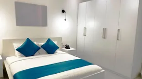 STUNNING 1 BEDROOM APARTMENT IN AL SADD - Image 4