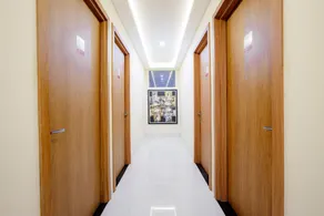 Urbanview Hotel Syariah The Ragunan Residence - Image 4