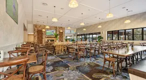 Palm and Pawn Motor Inn - Image 3
