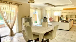 Villa et maisonnette provençales - Image 3