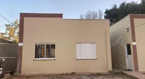 Casa completa c garagem próximo ao Distrito Industrial - Image 4