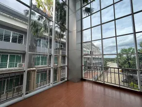 The O Valley Hotel - Image 4