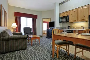 Suites on Scottsdale - Image 2