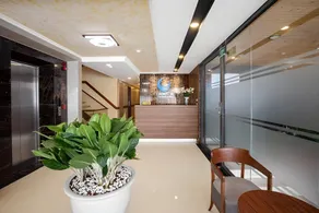 22Land Moon West Lake - Image 2