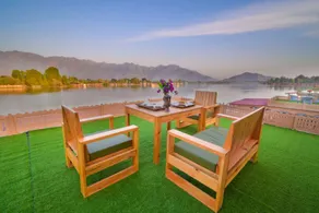 Wangnoo Heritage Houseboats - Image 4