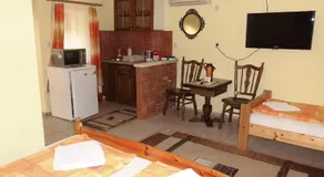 Fenyves Apartman - Image 3