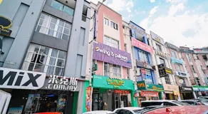 Swing & Pillows - KL Sri Petaling - Image 2