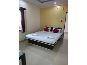 Green Leaf Mini Resort - Image 3