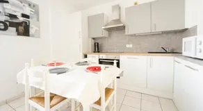 Appart' des Tours de La Rochelle - Image 3