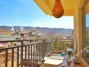 Youyou Art Hotel - Image 3