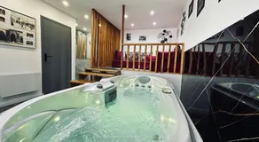 La détente marocaine studio jacuzzi et terrasse - Image 3
