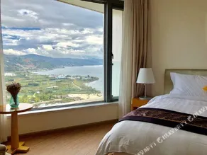 Fuxian Lake Lan'an Holiday Hotel - Image 2