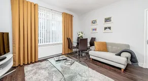 Balmoral Residence 30 mins from Edinburgh and Glasgow - Image 2