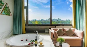 Li River Resort Villa Hotel - Image 2