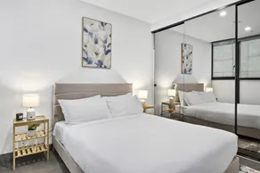 Elevated 1-Bed Retreat Near Crown - Image 3