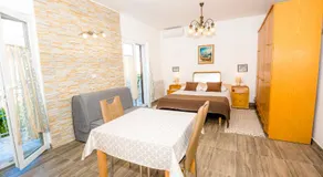 Guest House AB Adria Home - Image 2