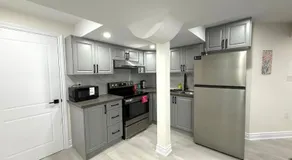 Modern 2BR Suite Private Entrance Parking New - Image 4